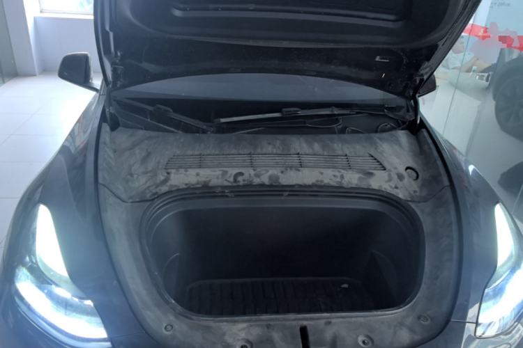 Used Tesla Model Y 2024 Rear-Wheel-Drive Version Engine Bay