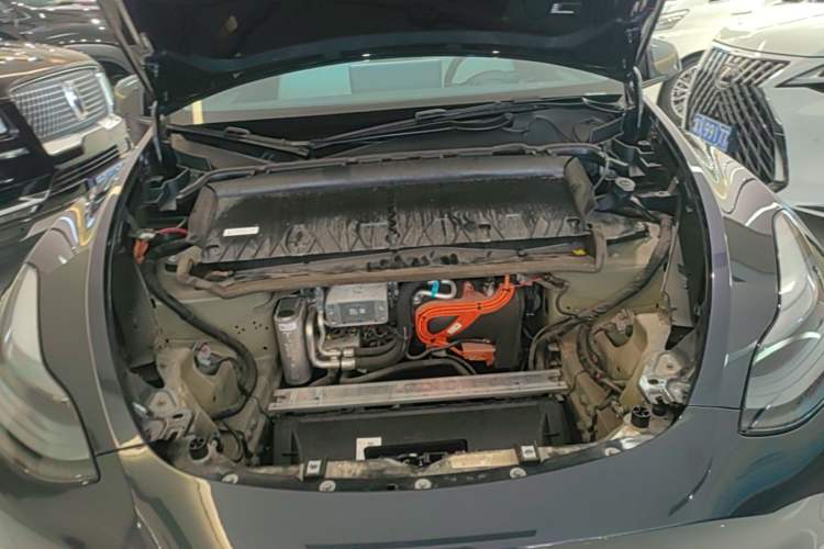 Used Tesla Model Y 2024 Rear-Wheel-Drive Version Engine Bay
