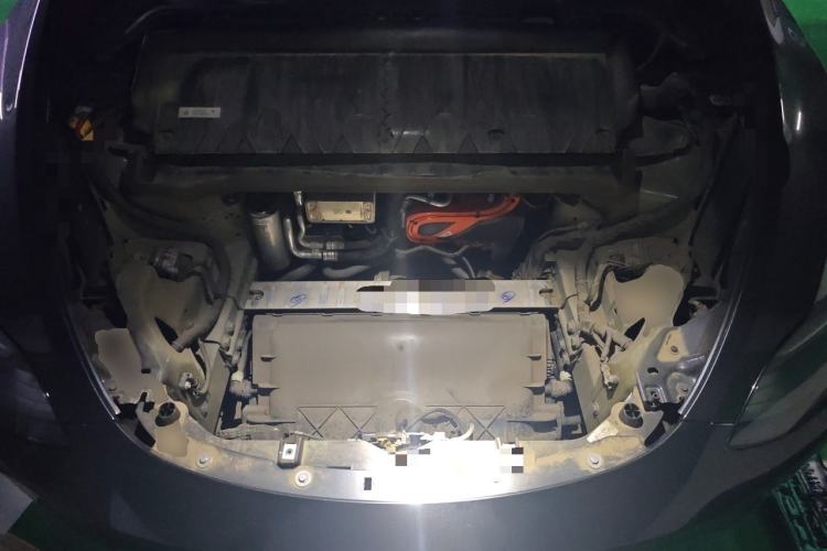 Used Tesla Model Y 2024 Rear-Wheel-Drive Version Engine Bay