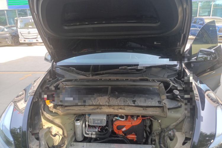 Used Tesla Model Y 2024 Rear-Wheel-Drive Version Engine Bay