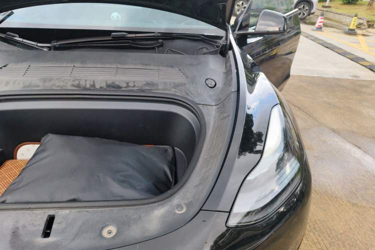 Used Tesla Model Y 2024 Long-Range All-Wheel-Drive Version Engine Bay Left