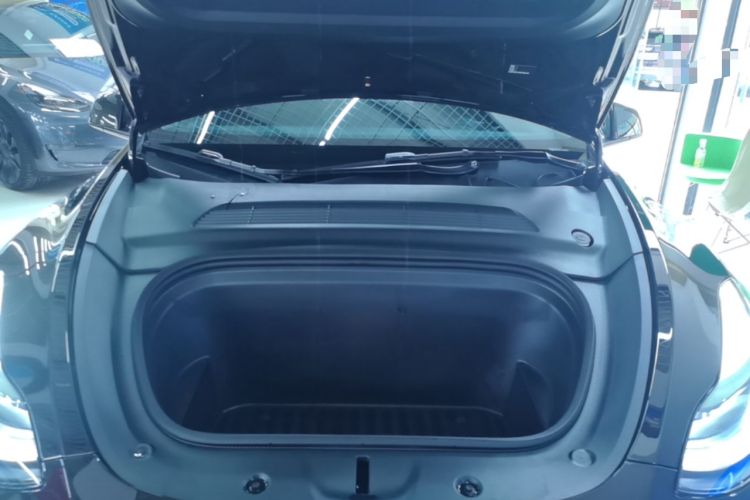 Used Tesla Model Y 2024 Rear-Wheel-Drive Version Engine Bay