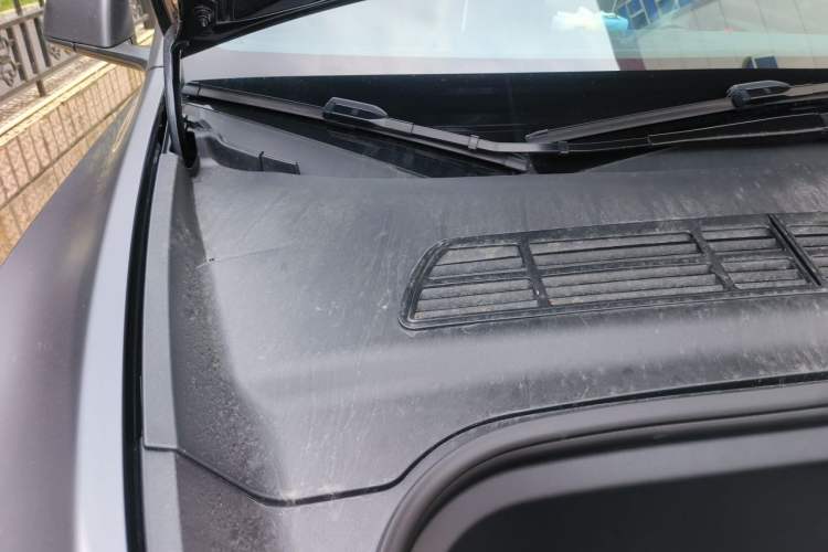 Used Tesla Model Y 2024 Rear-Wheel-Drive Version Engine Bay Right
