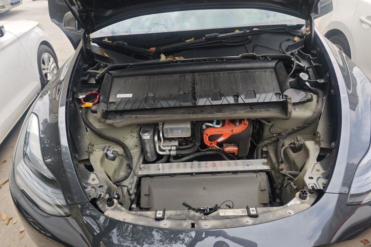 Used Tesla Model Y 2024 Rear-Wheel-Drive Version Engine Bay