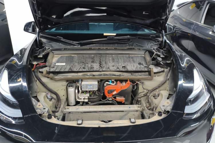 Used Tesla Model Y 2024 Rear-Wheel-Drive Version Engine Bay