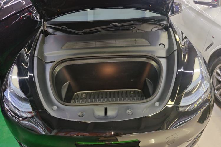 Used Tesla Model Y 2024 Rear-Wheel-Drive Version Engine Bay