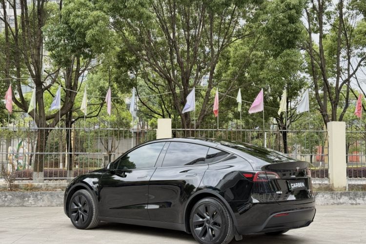 Used Tesla Model Y 2024 Rear-Wheel-Drive Version Exterior 1