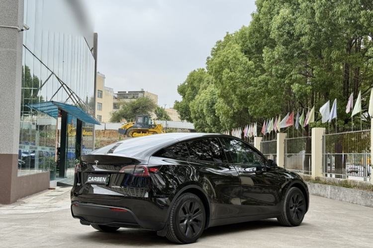 Used Tesla Model Y 2024 Rear-Wheel-Drive Version Exterior 2