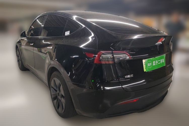 Used Tesla Model Y 2024 Rear-Wheel-Drive Version Exterior 2