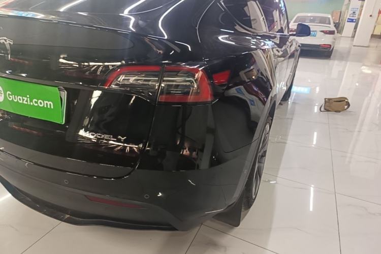 Used Tesla Model Y 2024 Rear-Wheel-Drive Version Exterior 3