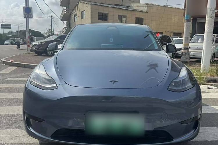 Used Tesla Model Y 2024 Rear-Wheel-Drive Version Exterior 4