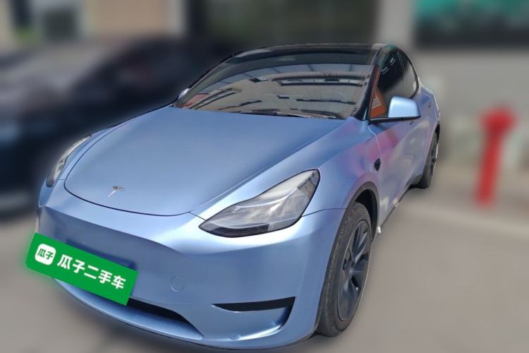 Tesla Model Y 2024 Rear-Wheel-Drive Version