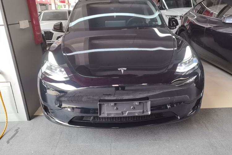 Used Tesla Model Y 2024 Rear-Wheel-Drive Version Front