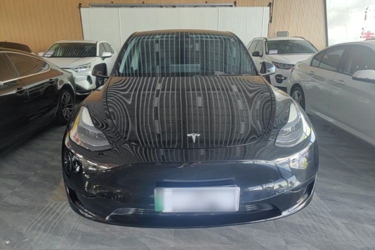 Used Tesla Model Y 2024 Rear-Wheel-Drive Version Front