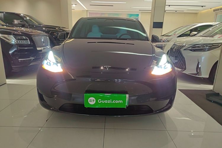 Used Tesla Model Y 2024 Rear-Wheel-Drive Version Front
