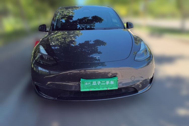 Used Tesla Model Y 2024 Long-Range All-Wheel-Drive Version Front