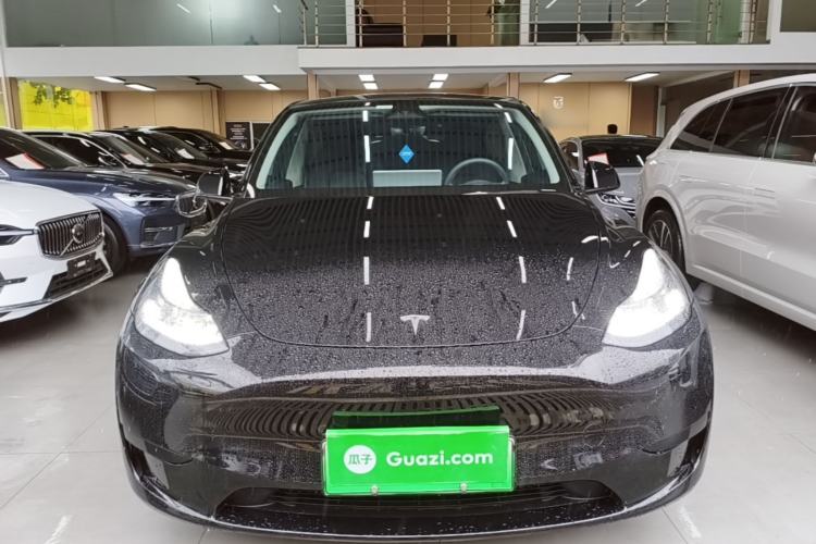 Used Tesla Model Y 2024 Rear-Wheel-Drive Version Front
