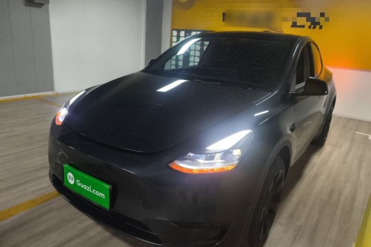 Used Tesla Model Y 2024 Rear-Wheel-Drive Version Front Left 45 Deg