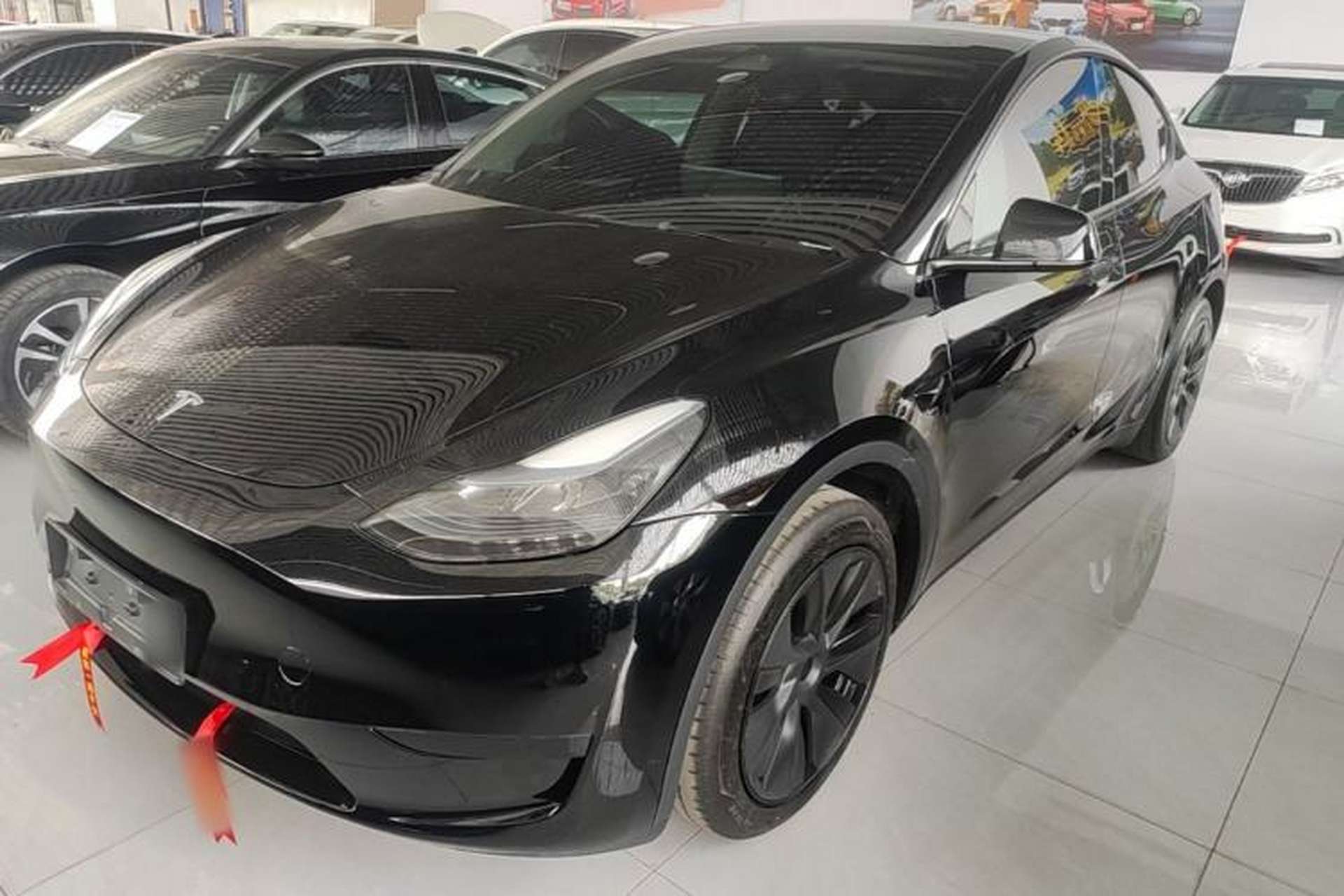 Used Tesla Model Y 2024 Rear-Wheel-Drive Version Front Left 45 Deg