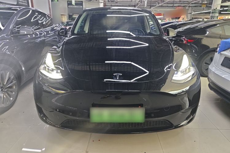 Used Tesla Model Y 2024 Rear-Wheel-Drive Version Front