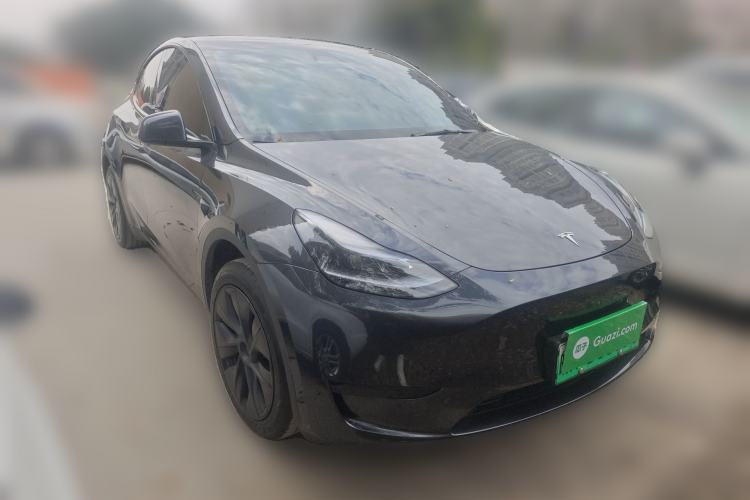 Used Tesla Model Y 2024 Rear-Wheel-Drive Version Front Right 45 Deg