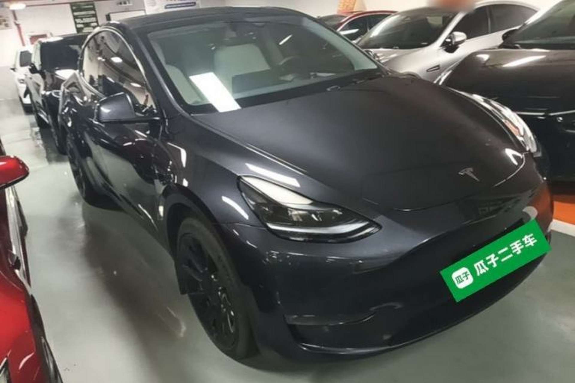 Used Tesla Model Y 2024 Long-Range All-Wheel-Drive Version Front Right 45 Deg