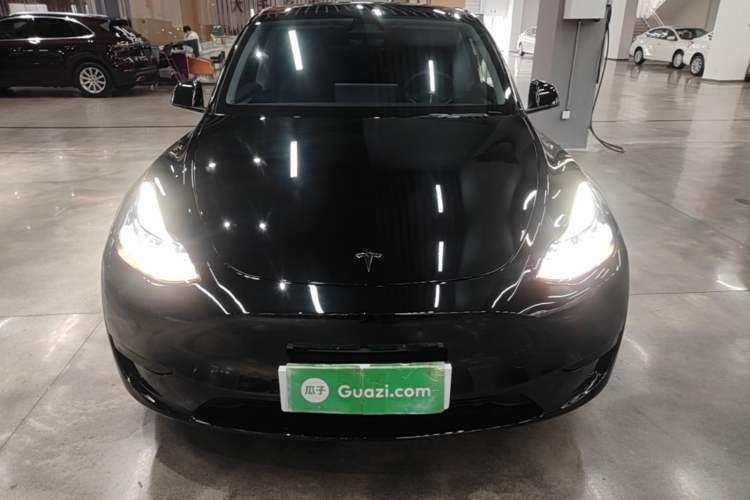 Used Tesla Model Y 2024 Rear-Wheel-Drive Version Front