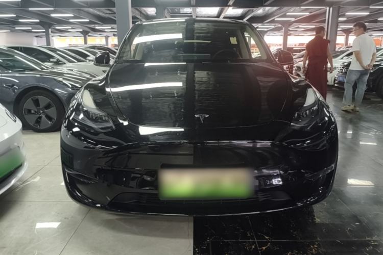 Used Tesla Model Y 2024 Long-Range All-Wheel-Drive Version Front