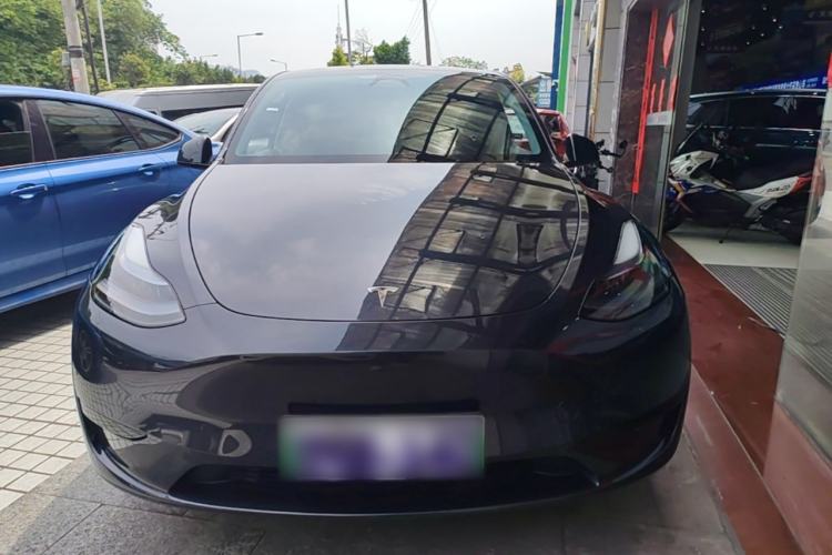 Used Tesla Model Y 2024 Rear-Wheel-Drive Version Front