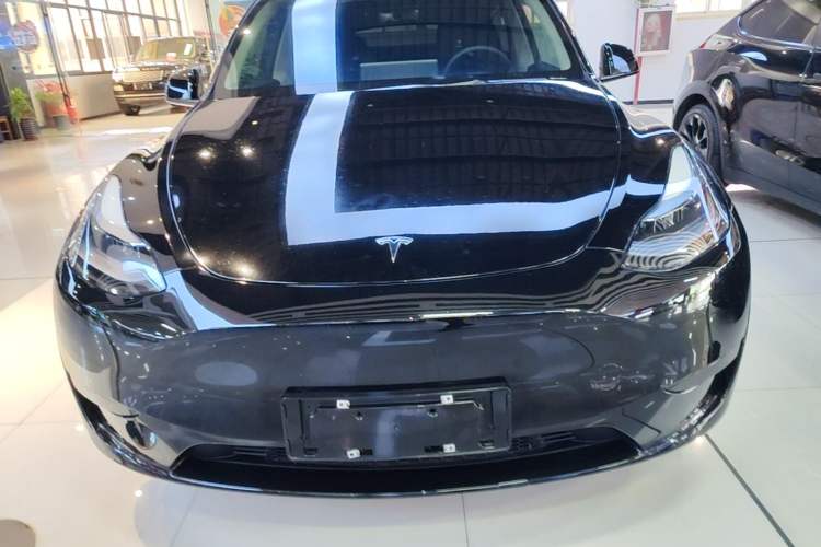 Used Tesla Model Y 2024 Rear-Wheel-Drive Version Front