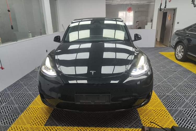 Used Tesla Model Y 2024 Rear-Wheel-Drive Version Front