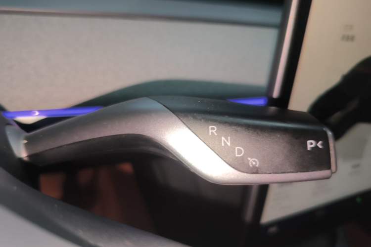 Used Tesla Model Y 2024 Rear-Wheel-Drive Version Gear Lever