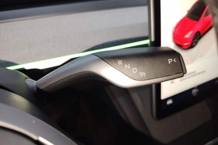 Used Tesla Model Y 2024 Long-Range All-Wheel-Drive Version Gear Lever