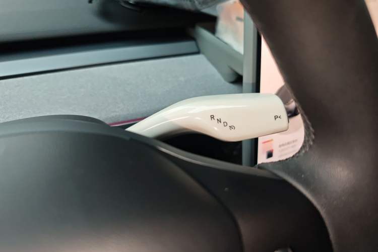 Used Tesla Model Y 2024 Rear-Wheel-Drive Version Gear Lever