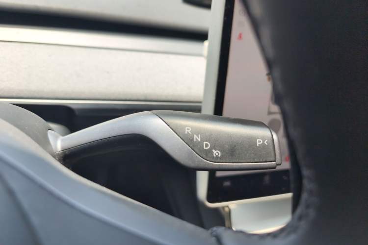 Used Tesla Model Y 2024 Rear-Wheel-Drive Version Gear Lever