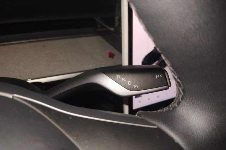Used Tesla Model Y 2024 Rear-Wheel-Drive Version Gear Lever