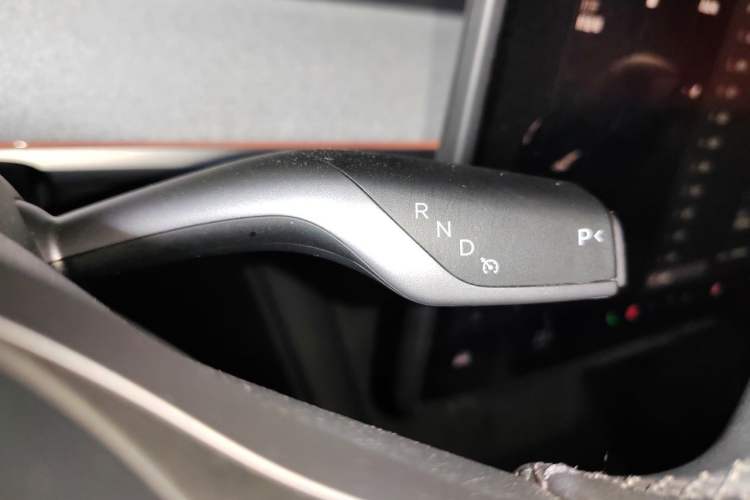 Used Tesla Model Y 2024 Rear-Wheel-Drive Version Gear Lever