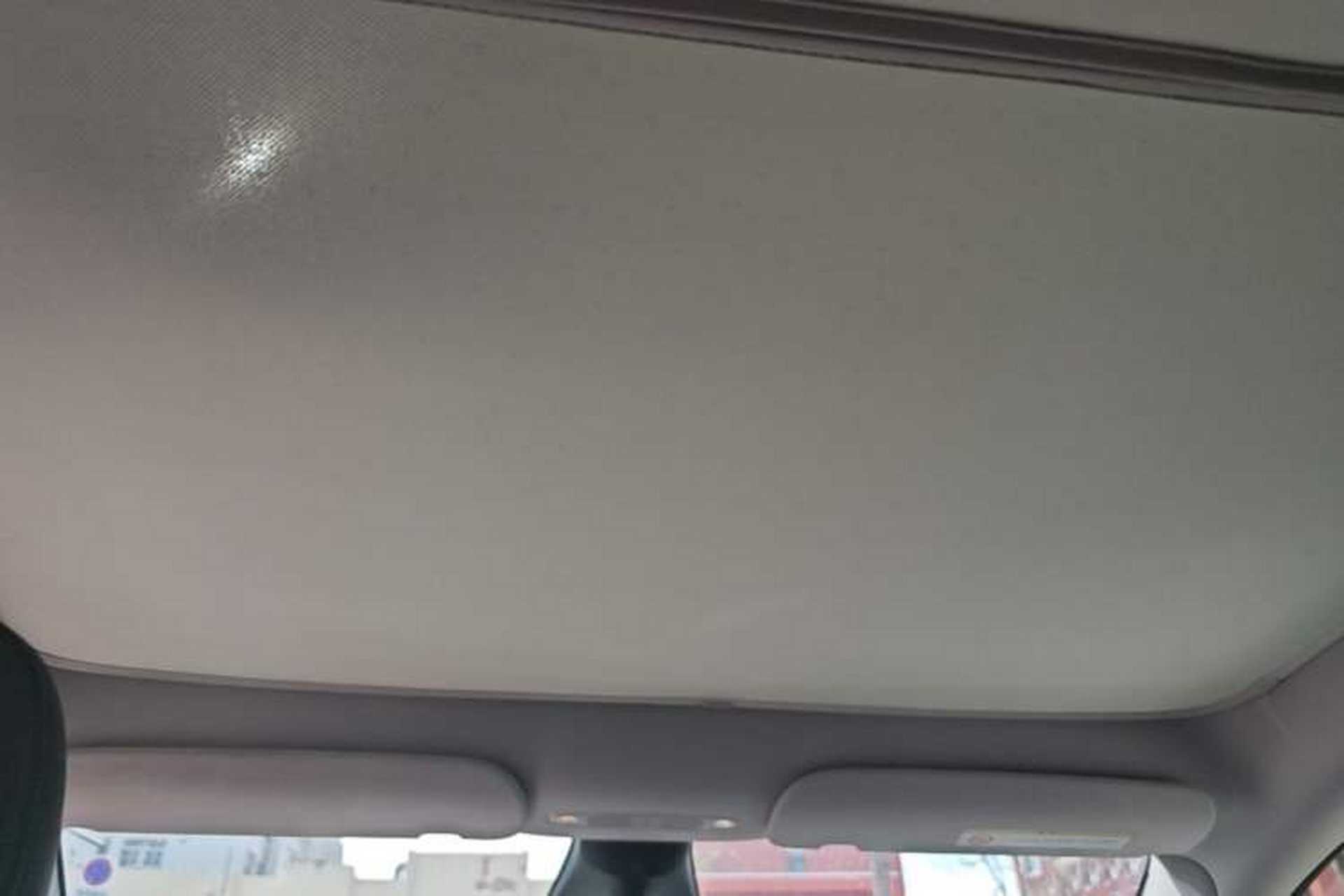 Used Tesla Model Y 2024 Long-Range All-Wheel-Drive Version Headliner
