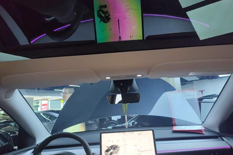 Used Tesla Model Y 2024 Rear-Wheel-Drive Version Headliner