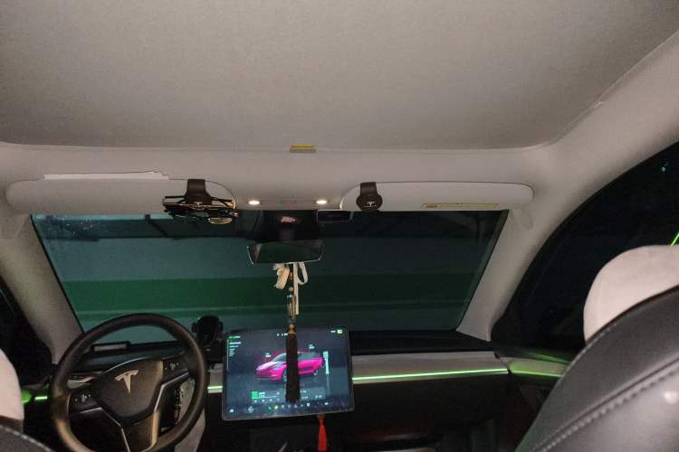 Used Tesla Model Y 2024 Rear-Wheel-Drive Version Headliner