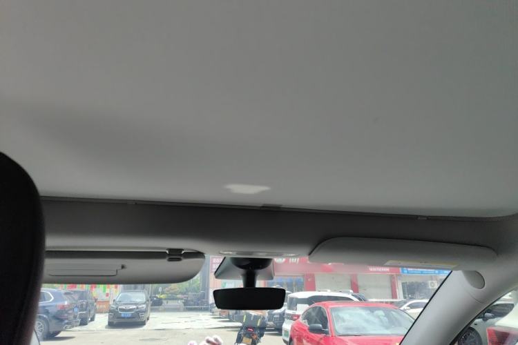 Used Tesla Model Y 2024 Rear-Wheel-Drive Version Headliner