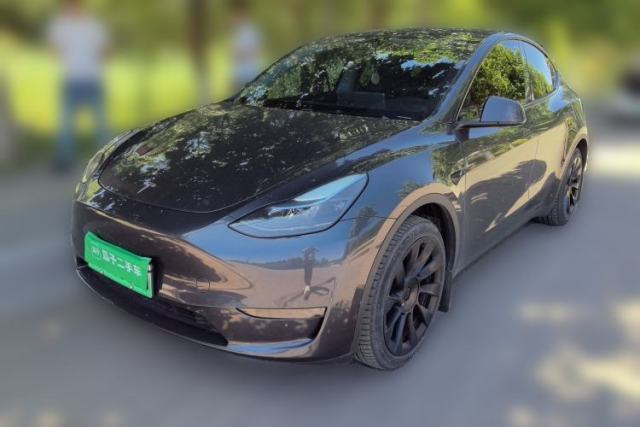 Used Tesla Model Y 2024 Long-Range All-Wheel-Drive Version