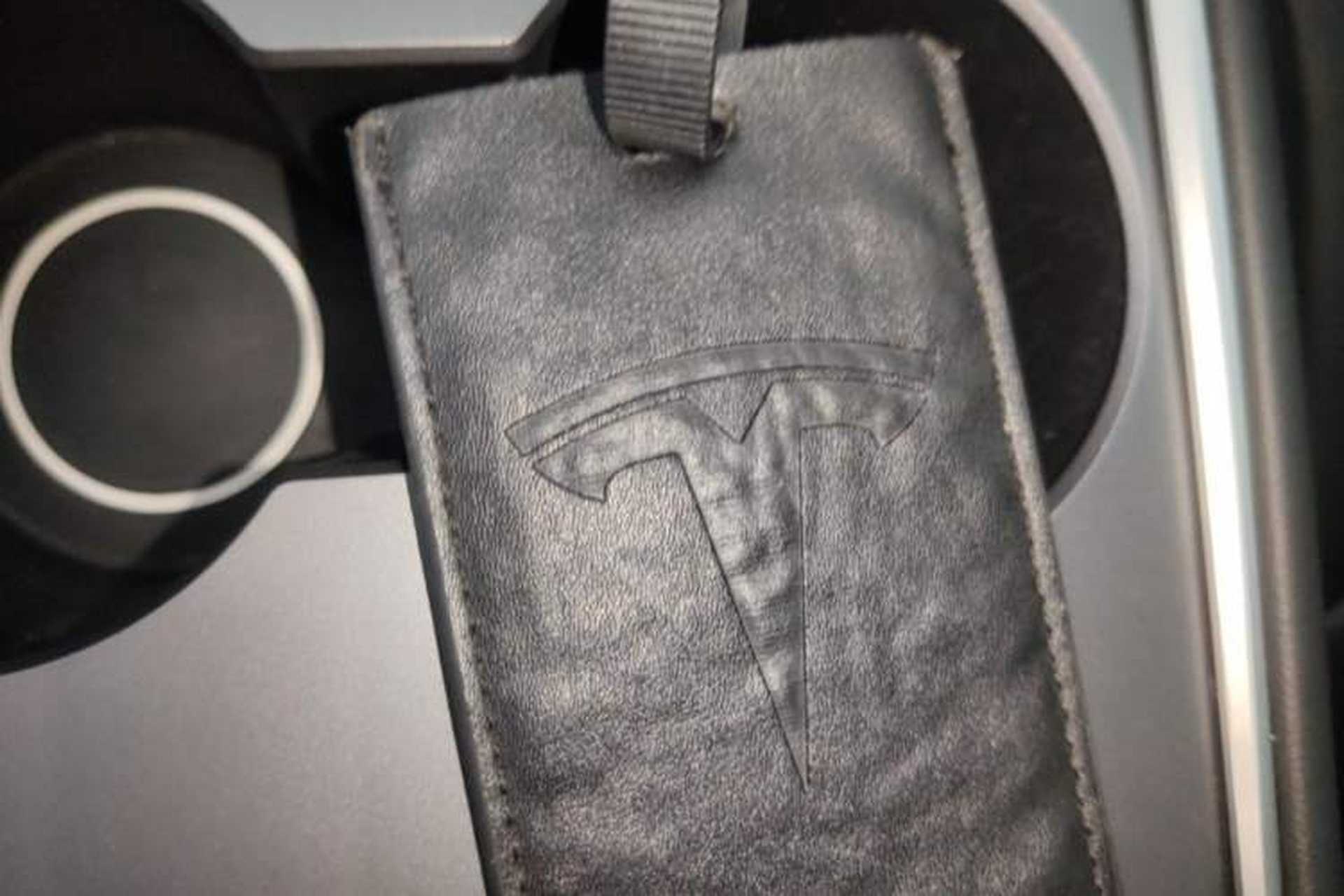 Used Tesla Model Y 2024 Rear-Wheel-Drive Version Interior 1