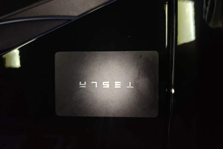 Used Tesla Model Y 2024 Rear-Wheel-Drive Version Interior 1