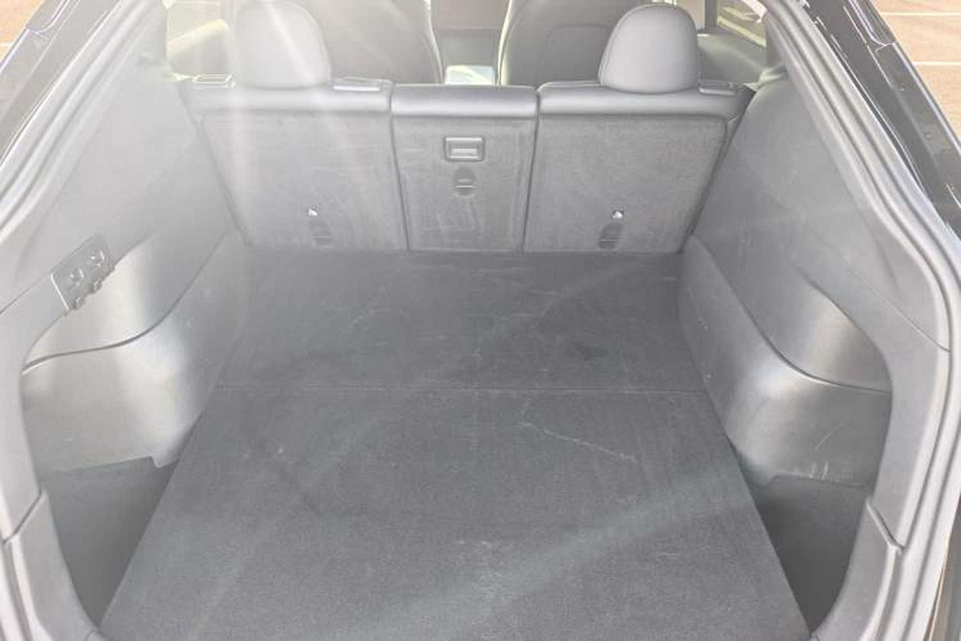 Used Tesla Model Y 2024 Rear-Wheel-Drive Version Interior 8