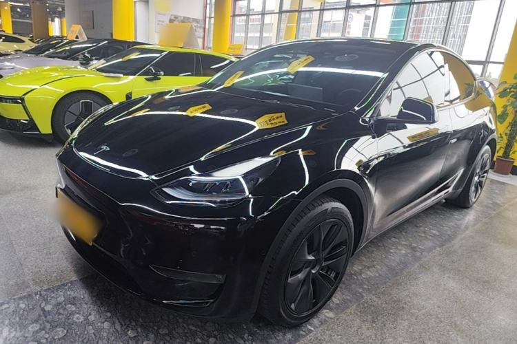 Tesla Model Y 2023 Long-Range All-Wheel-Drive Version
