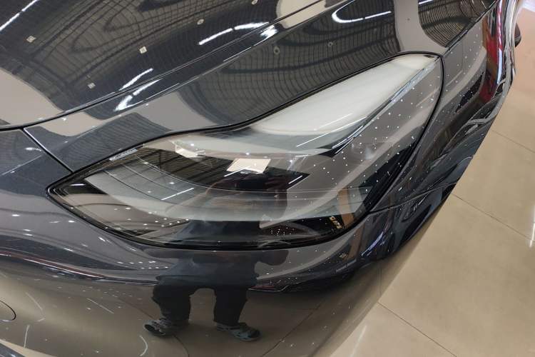 Used Tesla Model Y 2024 Rear-Wheel-Drive Version Left Front Headlight