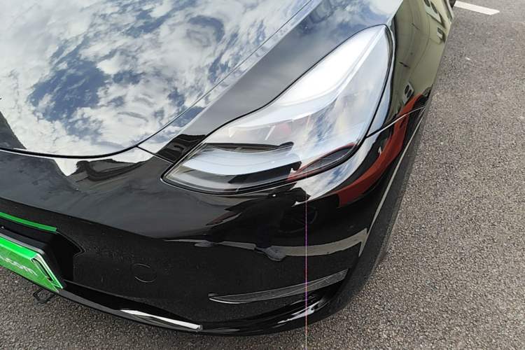 Used Tesla Model Y 2024 Long-Range All-Wheel-Drive Version Left Front Headlight