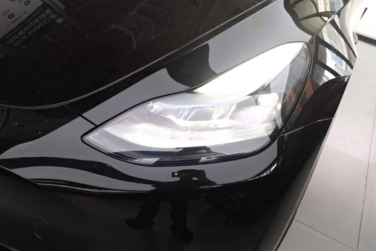 Used Tesla Model Y 2024 Rear-Wheel-Drive Version Left Front Headlight
