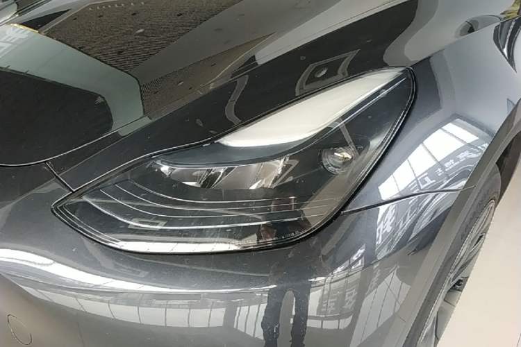 Used Tesla Model Y 2024 Rear-Wheel-Drive Version Left Front Headlight